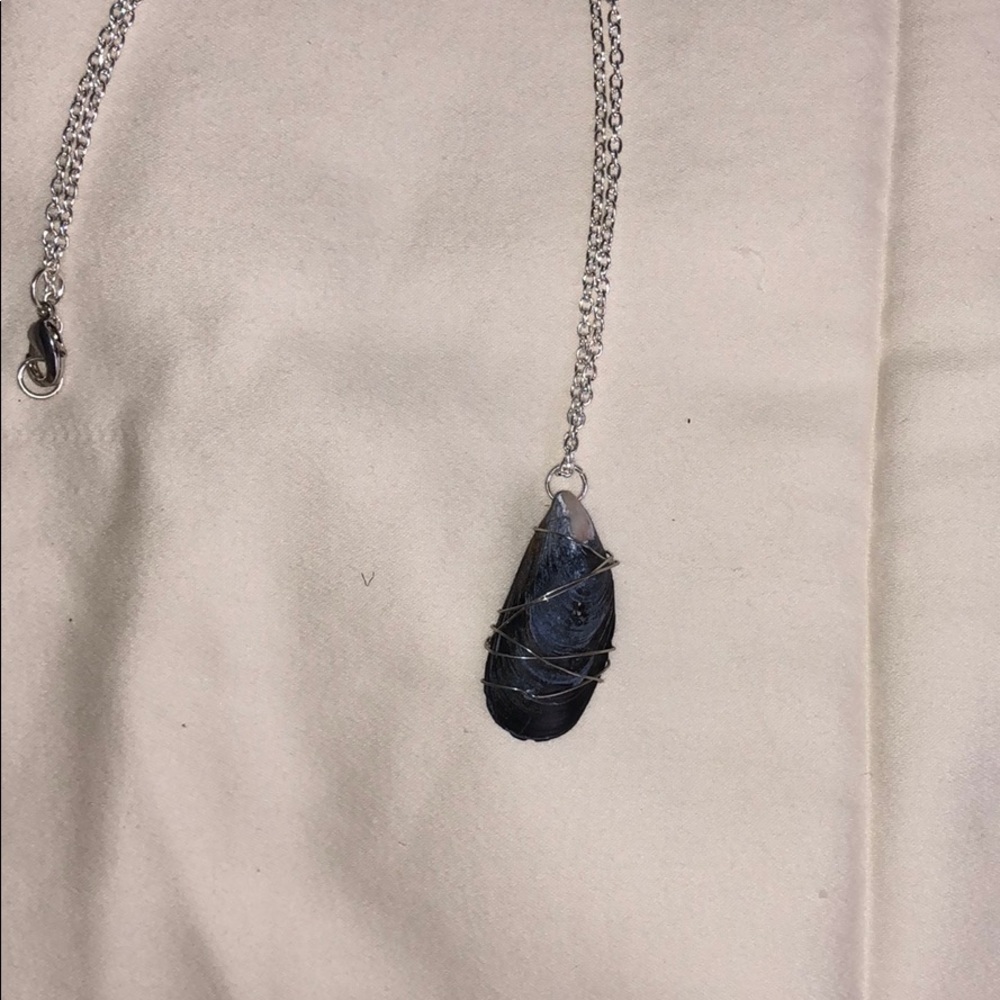 Shell necklace